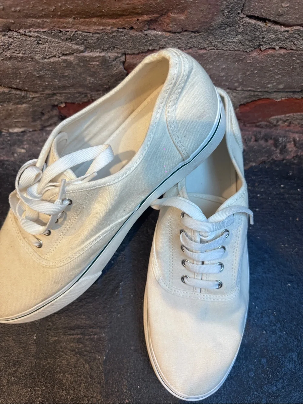 H&M Men's Classic Canvas Low-Top Sneakers in Off-White Size 44